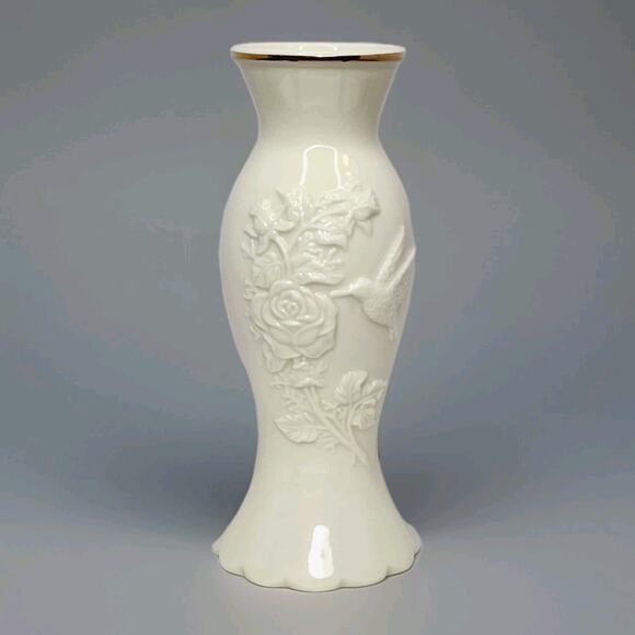 Vintage Lenox Hummingbird Vase Ivory with 24K Gold Trim Raised Relief Rose Bud - Picture 1 of 10